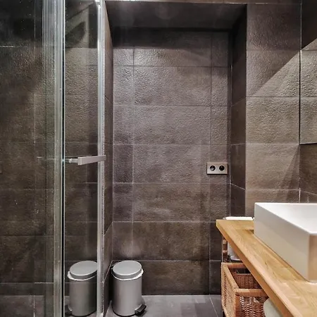 Jardin Prive - Gorgeous 3 Bed House In Le Marais Appartamento